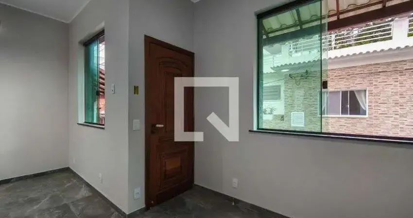 Casa para Venda - Vila Isabel, 2 Quartos,  74 m² - Rio de Janeiro