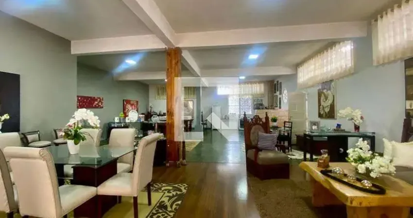 Casa para Venda - Santa Lúcia, 4 Quartos,  490 m² - Belo Horizonte