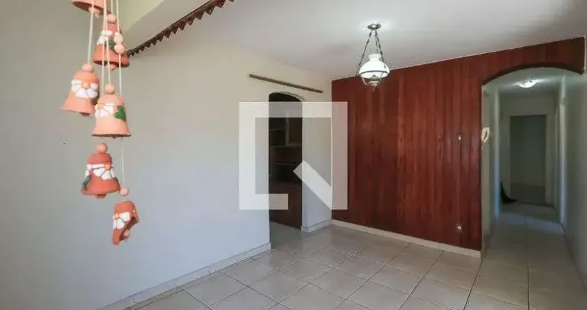 Casa para Venda - Alípio de Melo, 6 Quartos,  216 m² - Belo Horizonte