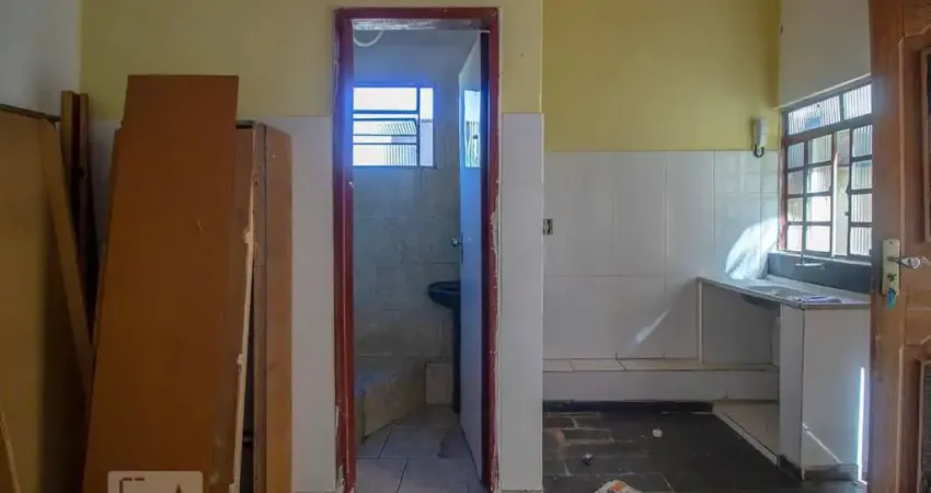 Casa para Venda - Nova Esperança, 2 Quartos,  45 m² - Belo Horizonte