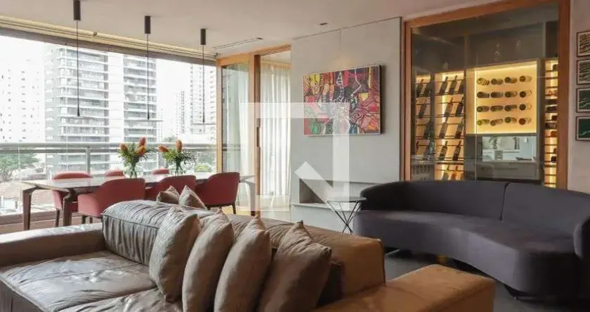 Apartamento para Venda - Vila Olímpia, 2 Quartos,  134 m² - São Paulo