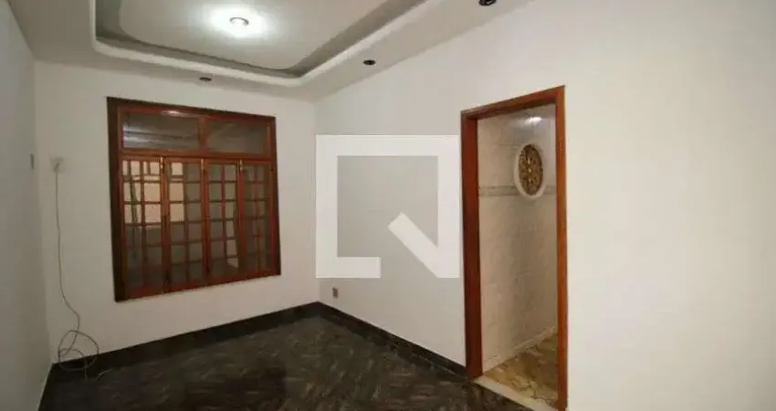Casa para Venda - Penha, 5 Quartos,  339 m² - Rio de Janeiro
