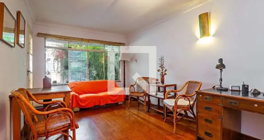 Casa para Venda - Vila Madalena, 2 Quartos,  145 m² - São Paulo