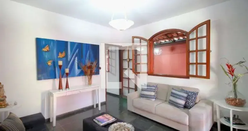 Casa para Venda - Betânia, 4 Quartos,  226 m² - Belo Horizonte