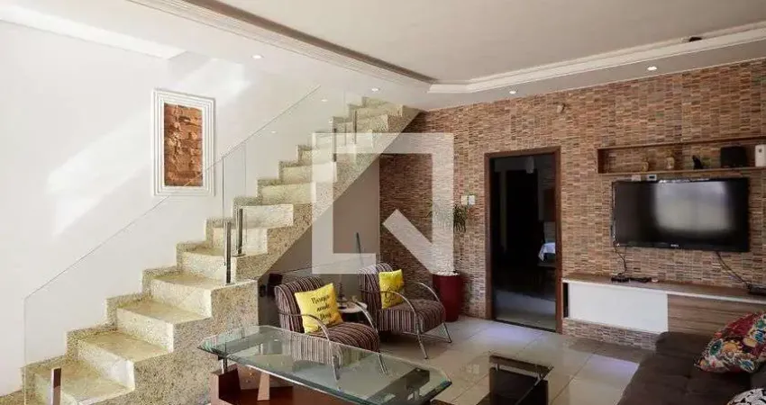 Casa para Venda - Sagrada Família, 6 Quartos,  280 m² - Belo Horizonte