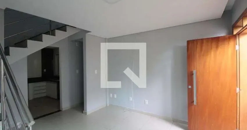 Casa para Venda - Santa Terezinha, 2 Quartos,  85 m² - Belo Horizonte