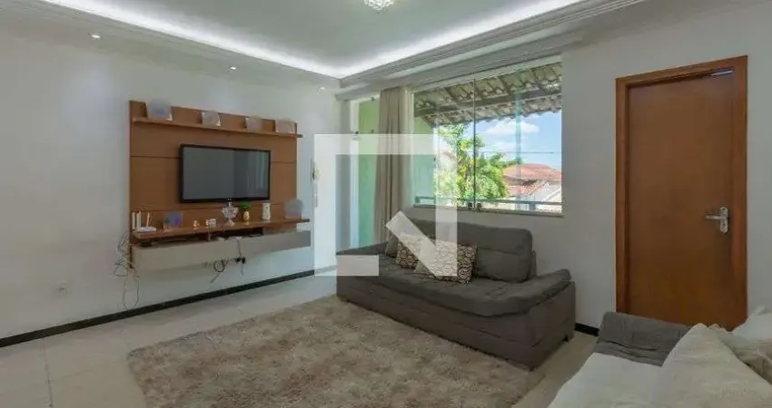 Casa para Venda - Santa Mônica, 3 Quartos,  200 m² - Belo Horizonte
