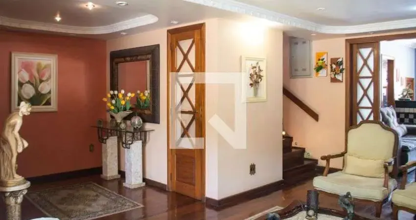 Casa para Venda - Cavalhada, 4 Quartos,  320 m² - Porto Alegre