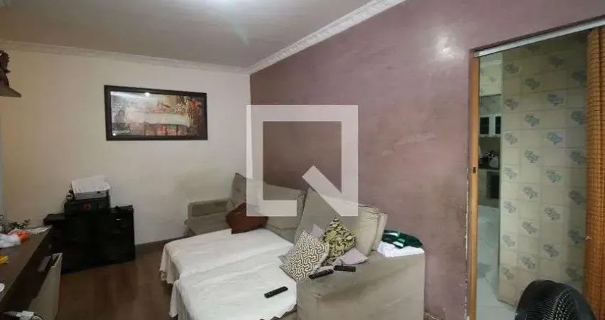 Casa para Venda - Olaria, 2 Quartos,  250 m² - Rio de Janeiro