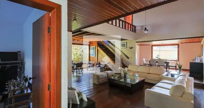 Casa para Venda - Santa Efigênia, 4 Quartos,  398 m² - Belo Horizonte
