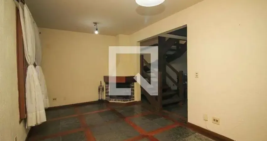 Casa para Venda - Cavalhada, 4 Quartos,  230 m² - Porto Alegre