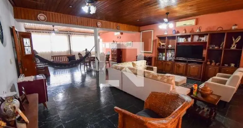 Casa para Venda - Del Castilho, 5 Quartos,  353 m² - Rio de Janeiro