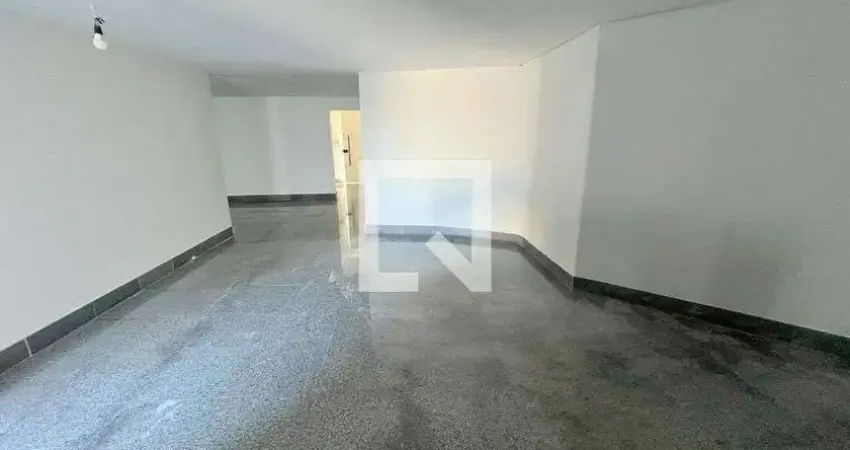 Casa para Venda - Cachoeirinha, 4 Quartos,  350 m² - Belo Horizonte