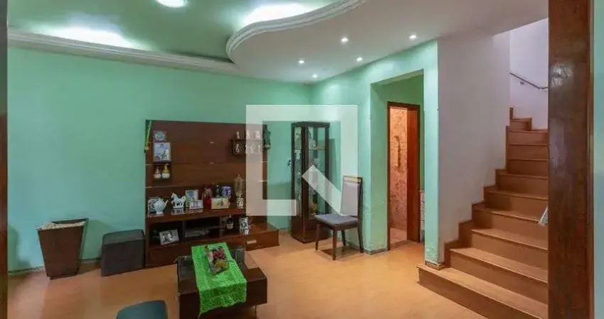 Casa para Venda - Milionários, 3 Quartos,  300 m² - Belo Horizonte