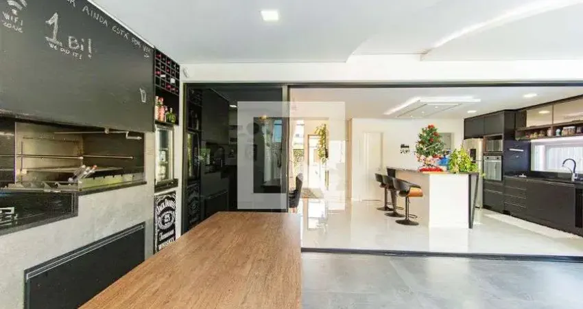 Casa para Venda - Bairro Fátima, 4 Quartos,  229 m² - Canoas