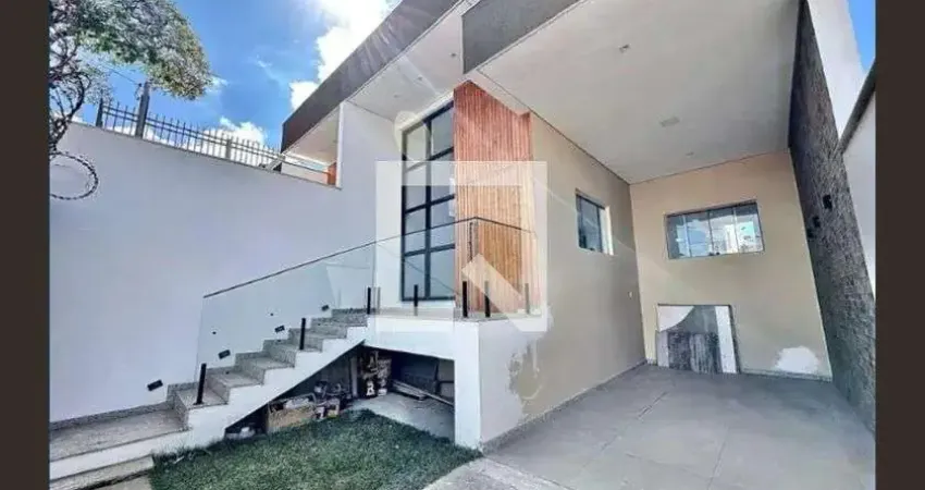 Casa para Venda - Minascaixa, 3 Quartos,  180 m² - Belo Horizonte