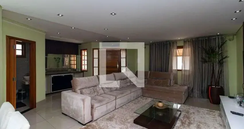 Casa para Venda - Picanço, 3 Quartos,  330 m² - Guarulhos