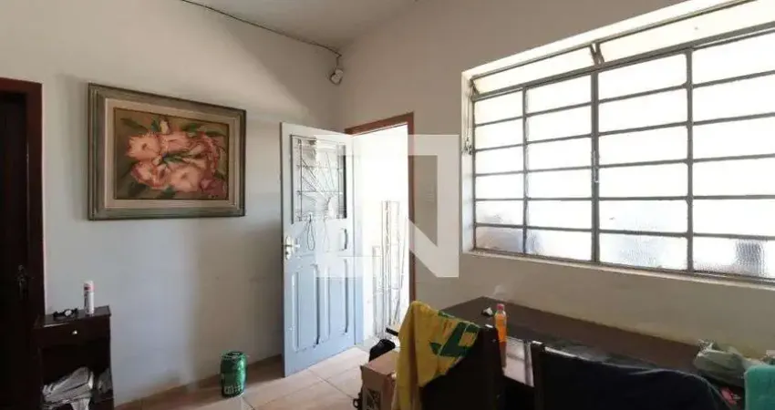 Casa para Venda - Universitário, 3 Quartos,  110 m² - Belo Horizonte