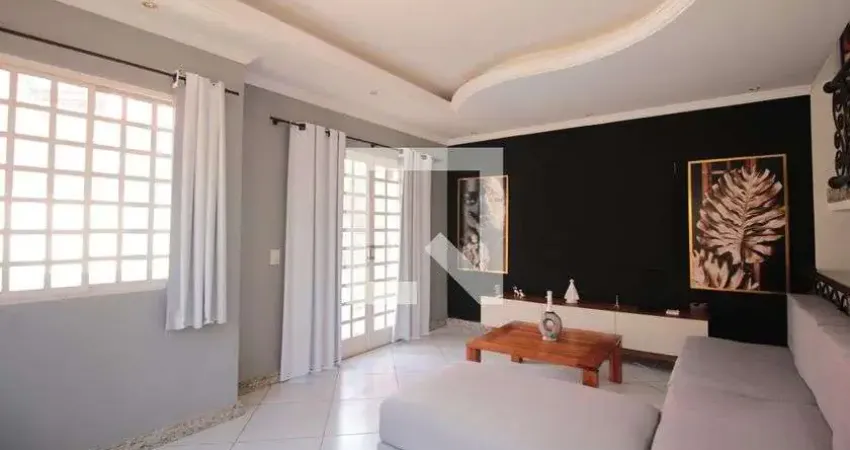 Casa para Venda - Mantiqueira, 4 Quartos,  200 m² - Belo Horizonte
