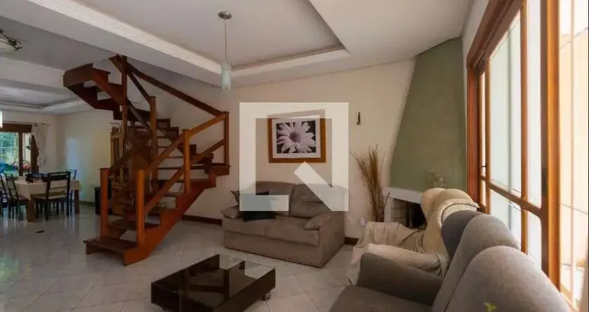 Casa para Venda - Cavalhada, 3 Quartos,  191 m² - Porto Alegre