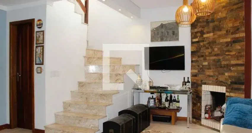 Casa para Venda - Camaquã, 3 Quartos,  178 m² - Porto Alegre
