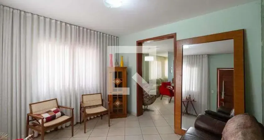 Casa para Venda - Heliópolis, 4 Quartos,  361 m² - Belo Horizonte