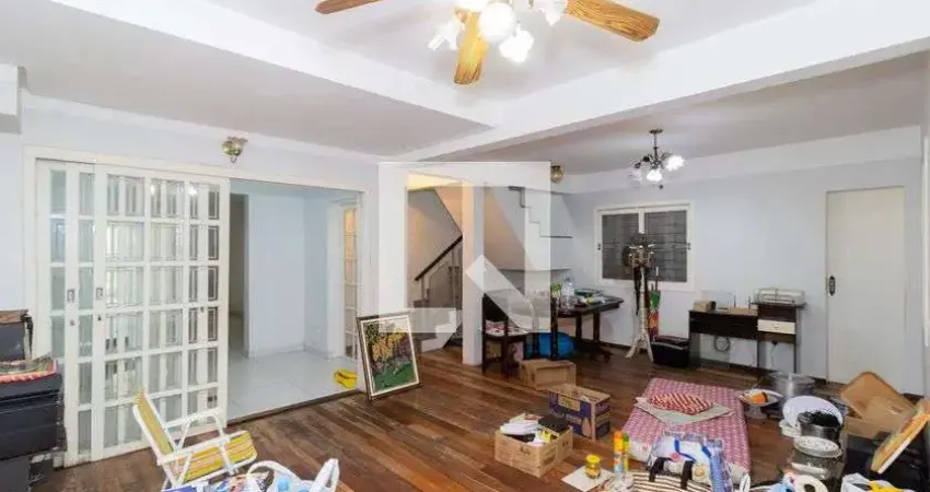 Casa para Venda - Nossa Sra das Graças, 3 Quartos,  133 m² - Canoas