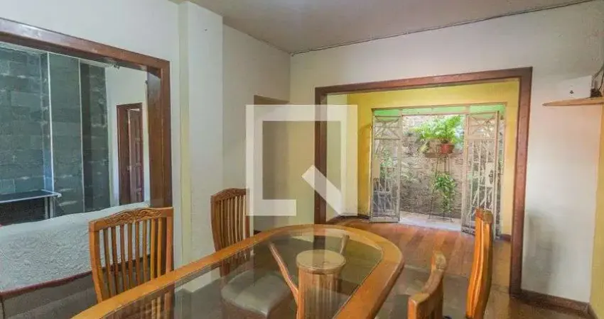 Casa para Venda - Pompéia, 4 Quartos,  321 m² - Belo Horizonte