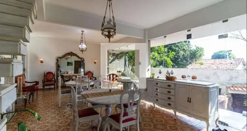 Casa para Venda - Charitas, 5 Quartos,  240 m² - Niterói