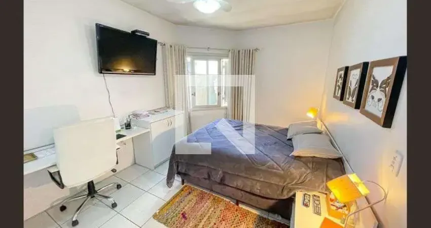 Casa para Venda - Feitoria, 3 Quartos,  226 m² - São Leopoldo