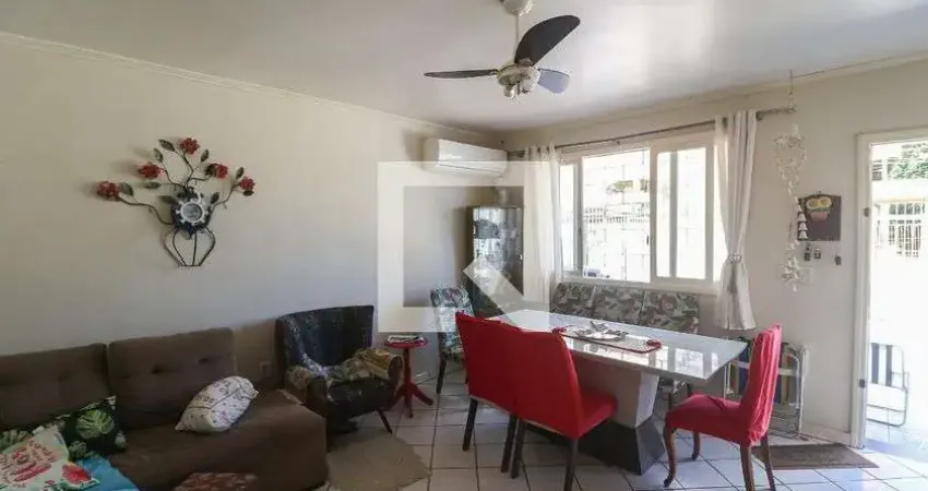 Casa para Venda - Nonoai, 4 Quartos,  200 m² - Porto Alegre