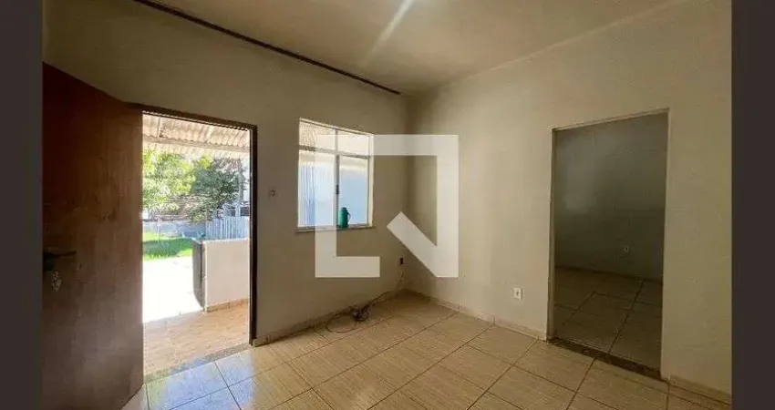 Casa para Venda - Taquara, 1 Quarto,  51 m² - Rio de Janeiro