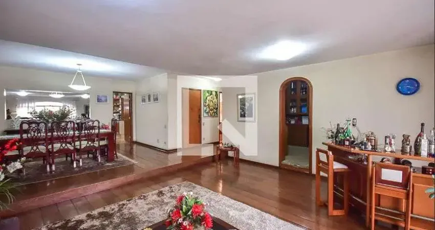 Apartamento para Venda - Real Parque, 3 Quartos,  220 m² - São Paulo