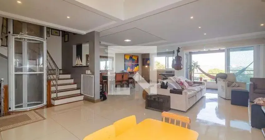 Casa para Venda - Vila Assunção , 3 Quartos,  632 m² - Porto Alegre