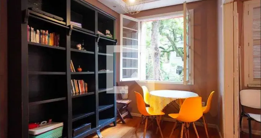 Casa para Venda - Independência, 4 Quartos,  125 m² - Porto Alegre