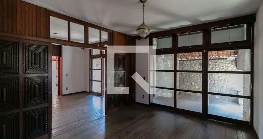 Casa para Venda - São Luíz, 5 Quartos,  1000 m² - Belo Horizonte