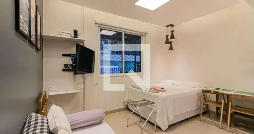 Kitnet / Stúdio para Venda - Copacabana, 1 Quarto,  25 m² - Rio de Janeiro