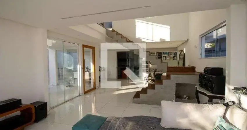 Casa / Sobrado em Condomínio para Venda - Vargem Pequena, 3 Quartos,  350 m² - Rio de Janeiro