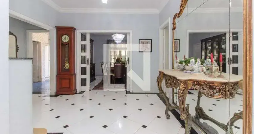 Casa para Venda - Sumaré, 6 Quartos,  700 m² - São Paulo