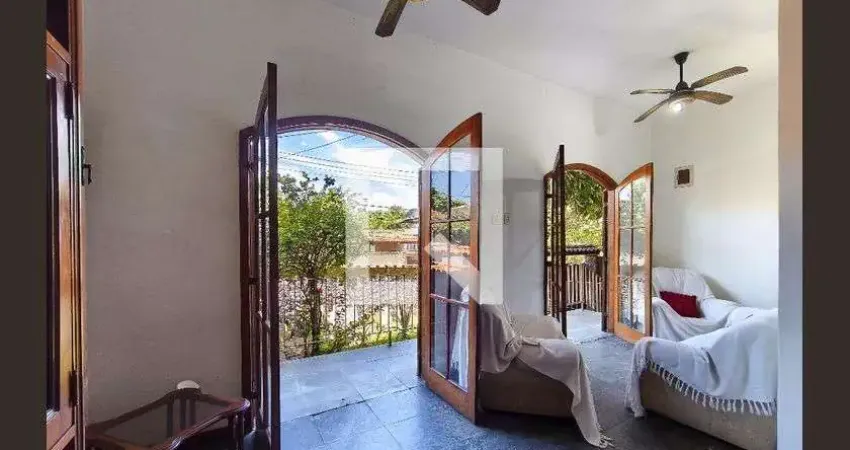Casa para Venda - Benfica, 4 Quartos,  400 m² - Rio de Janeiro