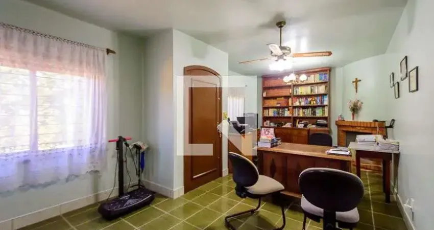 Casa para Venda - Campo Novo, 4 Quartos,  400 m² - Porto Alegre