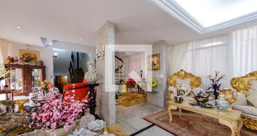 Casa para Venda - Santa Lúcia, 4 Quartos,  425 m² - Belo Horizonte