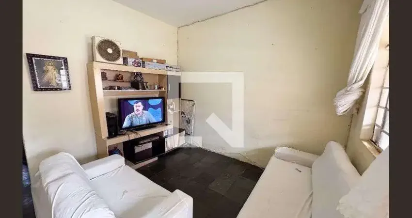 Casa para Venda - Milionários, 2 Quartos,  350 m² - Belo Horizonte