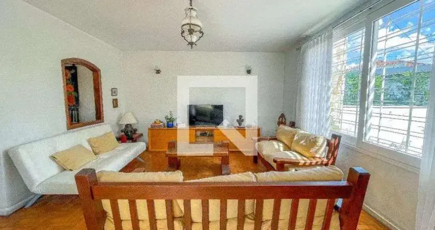 Casa para Venda - Alto de Pinheiros, 3 Quartos,  160 m² - São Paulo