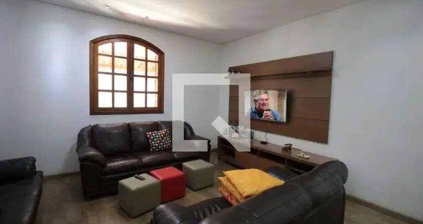 Casa para Venda - Floramar, 4 Quartos,  360 m² - Belo Horizonte