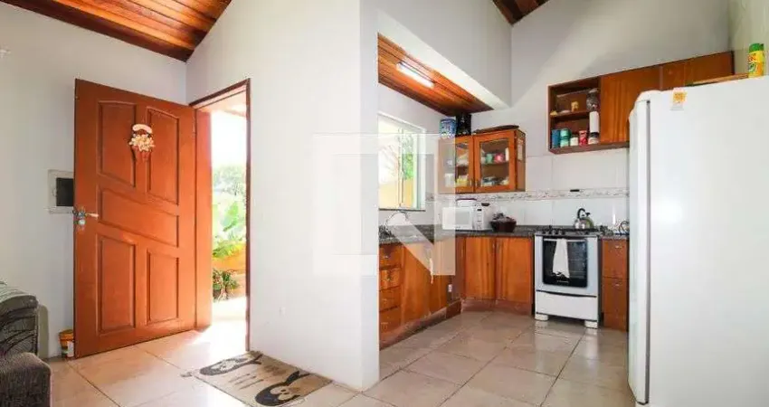 Casa para Venda - Nossa Sra das Graças, 3 Quartos,  250 m² - Canoas
