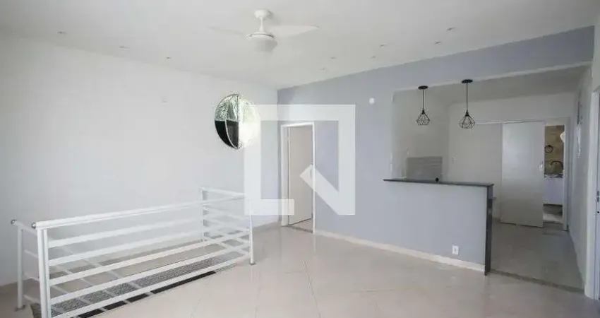 Casa para Venda - Curicica, 2 Quartos,  120 m² - Rio de Janeiro