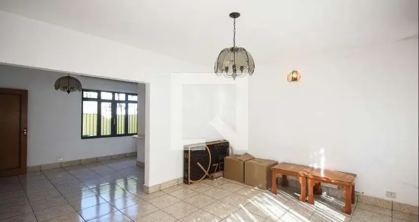 Casa para Venda - Jardim Londrina, 2 Quartos,  320 m² - São Paulo