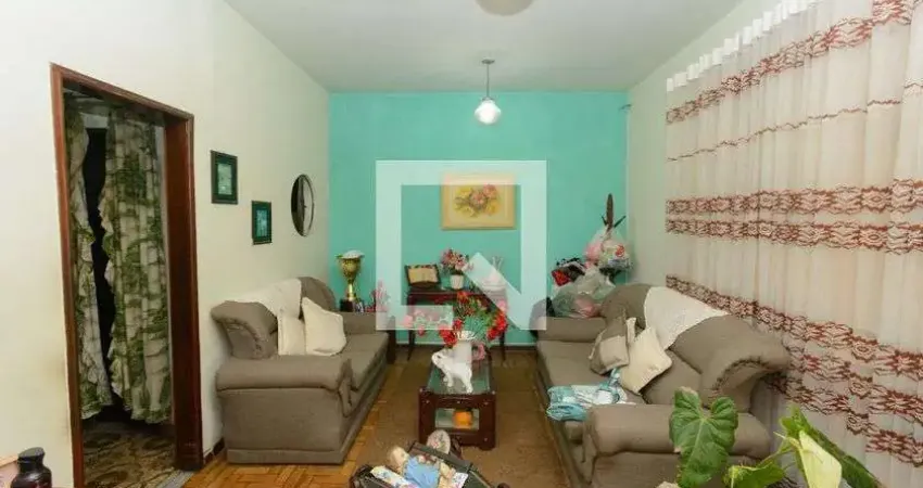 Casa para Venda - California, 3 Quartos,  600 m² - Belo Horizonte