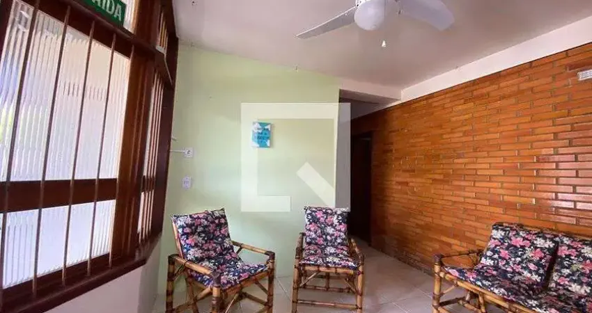 Casa para Venda - Padre Reus, 4 Quartos,  263 m² - São Leopoldo